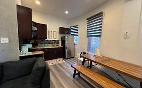 The Red Guest House In Downtown Los Angeles